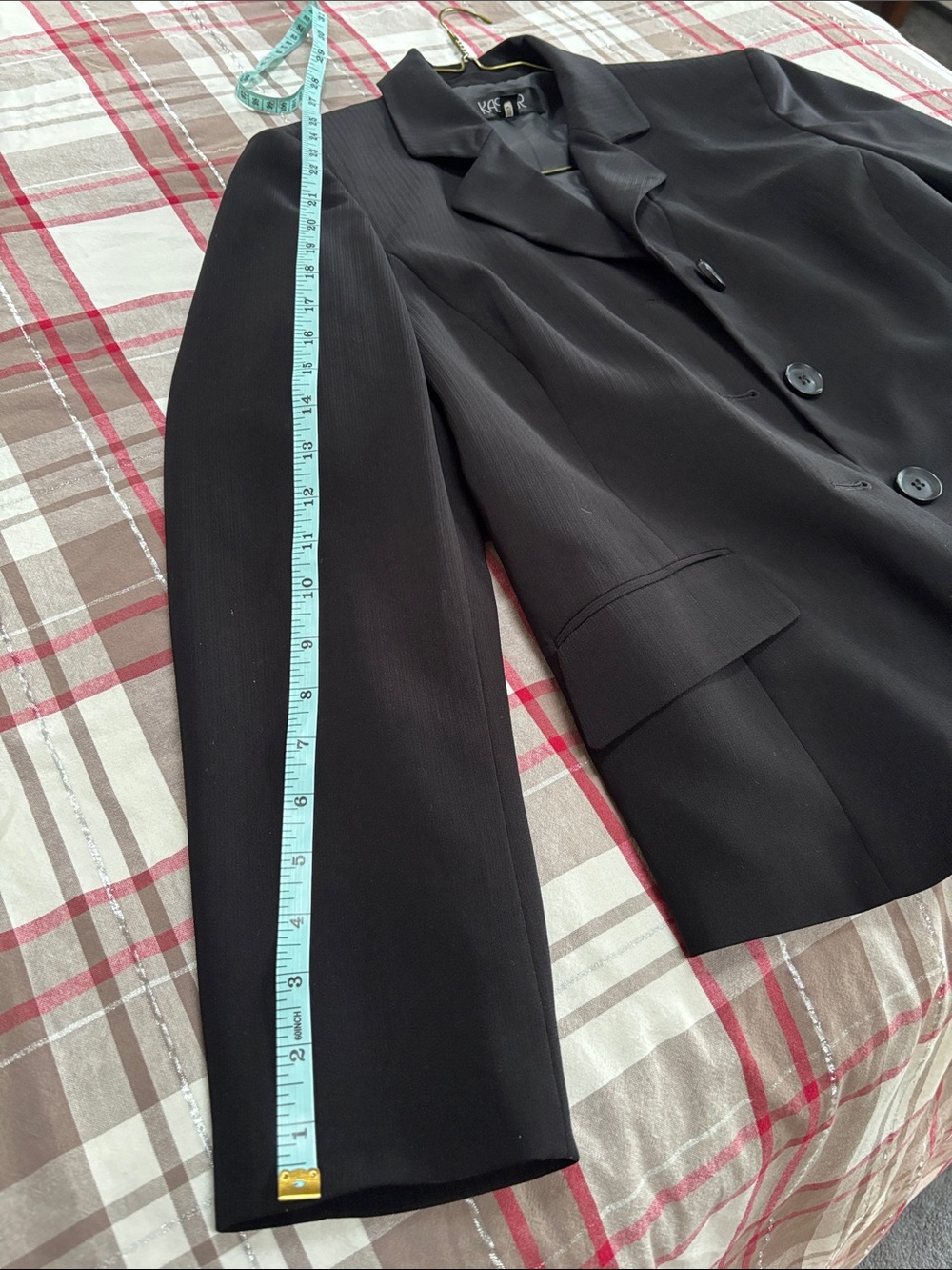 Kasper Black Women's Three-Button Tailored Blazer - Picture 8 of 8